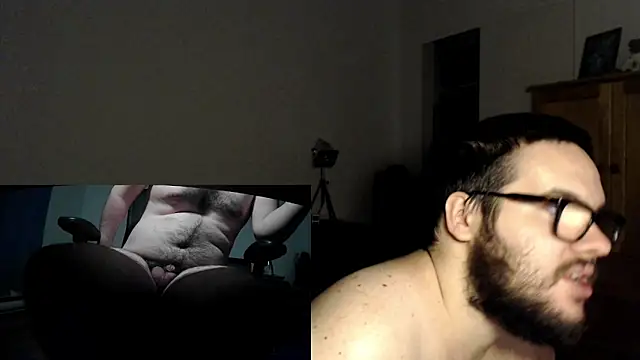 Snapshot of fck_boy123 chatting on January 1, 2025, 8:02 am fck boy123 online show from January 1, 2025, 8:02 am