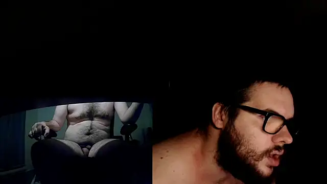 Snapshot of fck_boy123 chatting on November 21, 2025, 12:10 am fck boy123 online show from November 21, 2025, 12:10 am