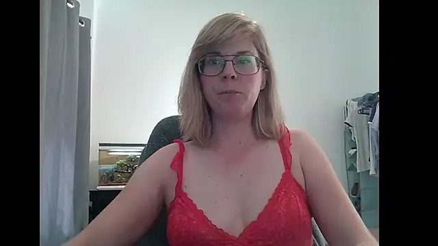 SavannaGirly online show from March 7, 2025, 10:24 am