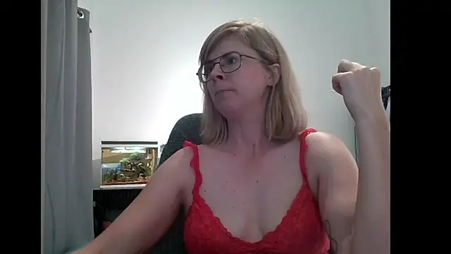 SavannaGirly online show from March 7, 2025, 2:45 pm