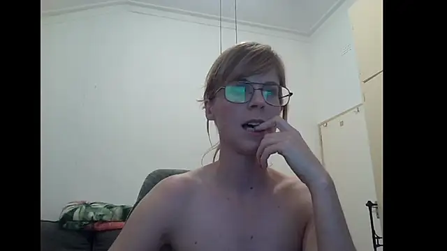 SavannaGirly online show from November 17, 2025, 7:52 pm