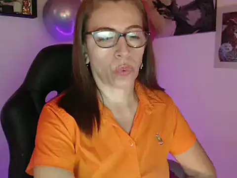 Snapshot of Chayla_Ruiz chatting on March 8, 2025, 1:47 pm Chayla Ruiz online show from March 8, 2025, 1:47 pm