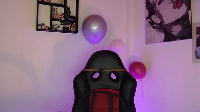 Snapshot of Chayla_Ruiz chatting on March 17, 2025, 10:17 pm Chayla Ruiz online show from March 17, 2025, 10:17 pm