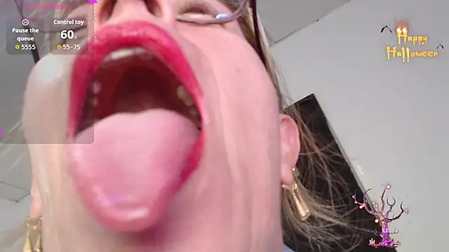 Snapshot of Chayla_Ruiz chatting on November 8, 2025, 9:57 pm Chayla Ruiz online show from November 8, 2025, 9:57 pm