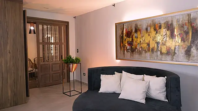 Snapshot of KateSunder chatting on February 3, 2026, 8:08 am KateSunder online show from February 3, 2026, 8:08 am