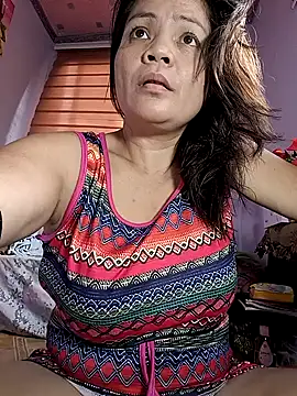 hotbabes163 online show from September 30, 2025, 5:45 am