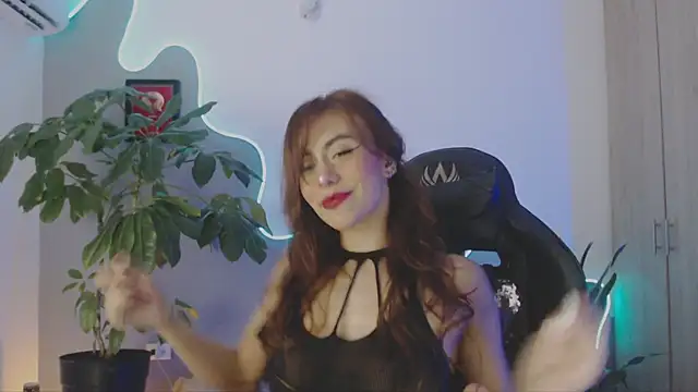 LauPolett online show from March 5, 2026, 12:39 am