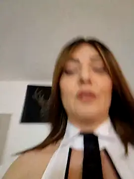 AryaSummersReal online show from October 6, 2025, 7:11 pm