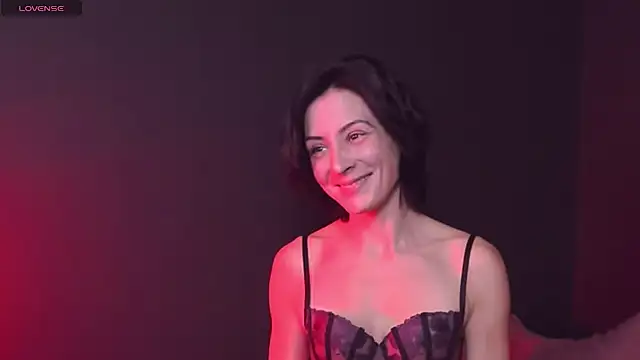 LorenDaze online show from December 4, 2024, 2:04 pm