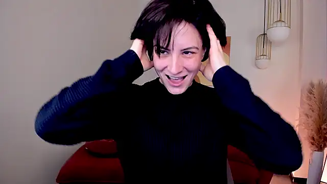 LorenDaze online show from March 21, 2025, 2:07 pm