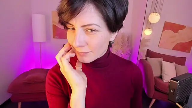 LorenDaze online show from November 7, 2025, 6:35 am