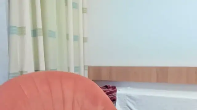 tamarapervert online show from December 16, 2025, 8:47 pm