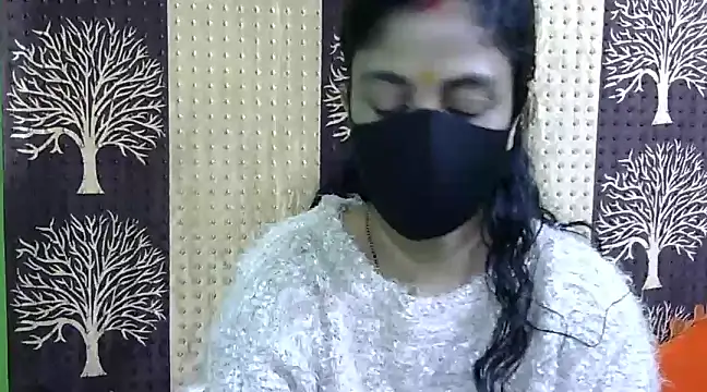 Snapshot of Indian_Horny_Wife chatting on January 6, 2025, 5:19 am Indian Horny Wife online show from January 6, 2025, 5:19 am