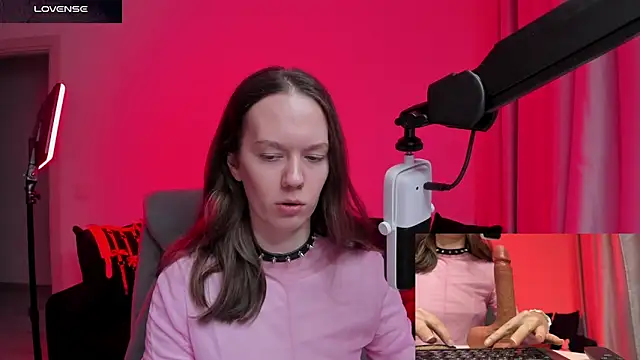 DivineBite online show from February 13, 2026, 2:24 pm