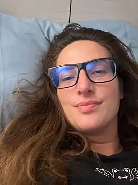 Snapshot of Thescorpionfr chatting on January 21, 2025, 2:37 pm Thescorpionfr online show from January 21, 2025, 2:37 pm