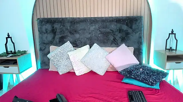 Karlagonzales  online show from February 7, 2026, 6:55 pm