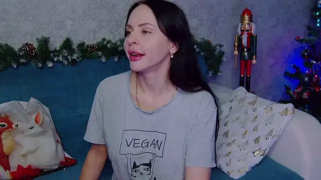 Brilliant Doll online show from January 14, 2026, 2:28 am