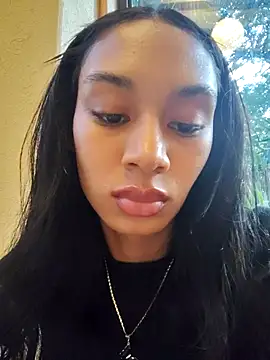 Snapshot of Leaberry chatting on February 16, 2026, 9:55 pm Leaberry online show from February 16, 2026, 9:55 pm