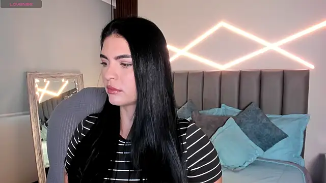 Veronicalanx1 online show from March 31, 2026, 11:43 am