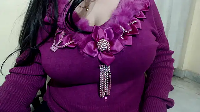 HOT CHILLY online show from February 27, 2025, 4:32 pm