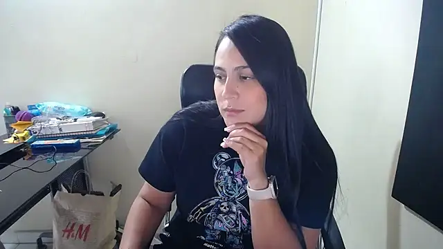 kendall 52 online show from February 18, 2025, 6:15 pm