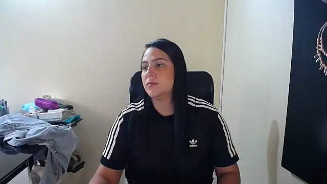 kendall 52 online show from February 20, 2025, 1:51 pm