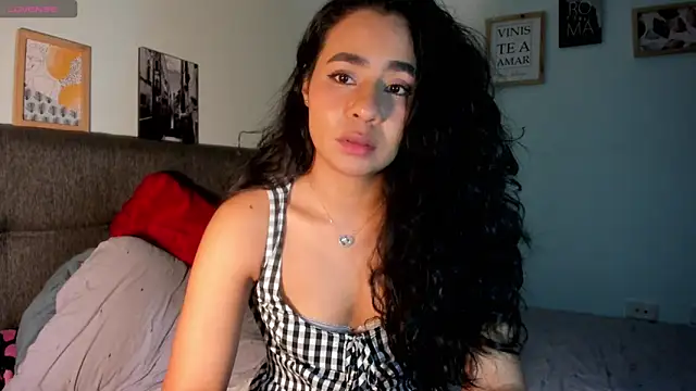 valeryvegas 2 online show from September 20, 2025, 2:56 am