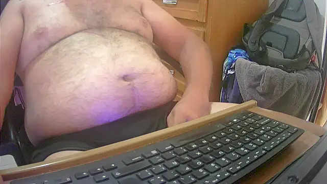 pmartemo online show from October 9, 2025, 8:18 pm