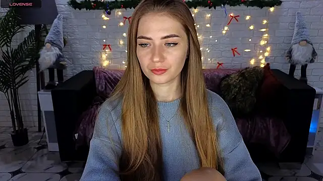 Adelyna Bird online show from December 29, 2024, 7:17 am