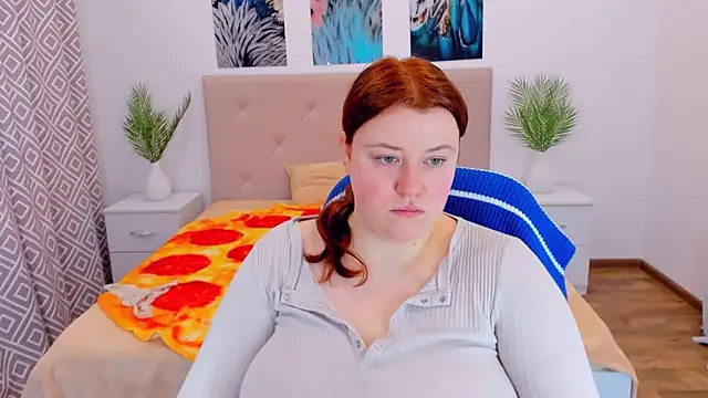 PolinaSalvatore online show from December 18, 2024, 11:02 am