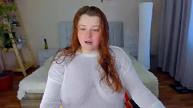 PolinaSalvatore online show from March 20, 2025, 3:04 pm