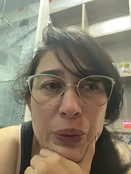 andreaisis2 online show from February 18, 2025, 10:47 pm