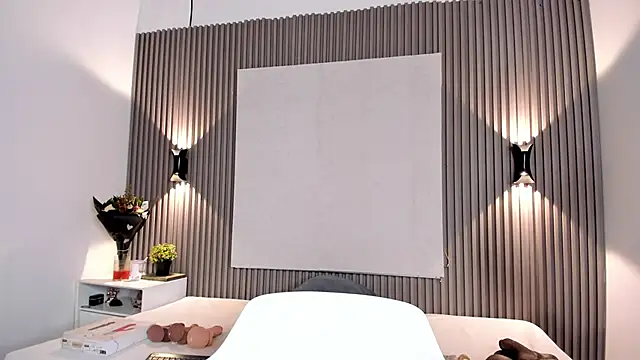 Zafiiraa online show from October 28, 2025, 11:58 am