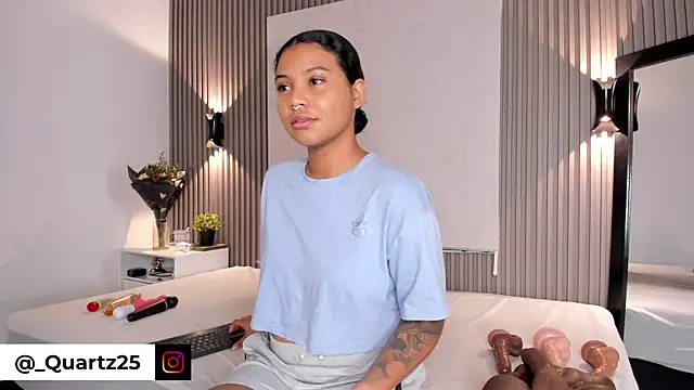 Zafiiraa online show from November 12, 2025, 12:16 pm