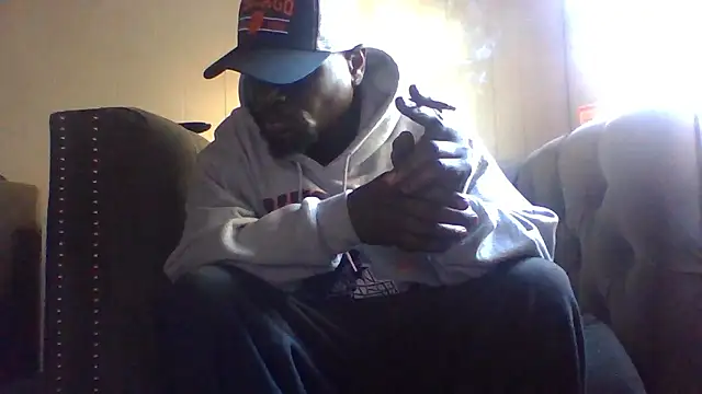 Snapshot of Daddy_hook chatting on January 18, 2026, 7:17 pm Daddy hook online show from January 18, 2026, 7:17 pm