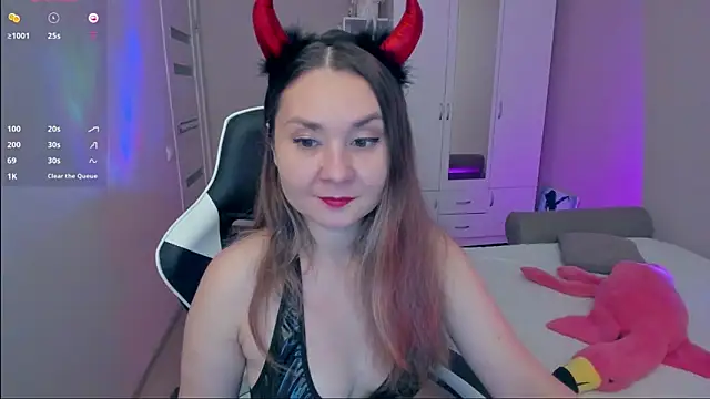 Snapshot of Devil_Mixi chatting on October 31, 2025, 1:56 pm Devil Mixi online show from October 31, 2025, 1:56 pm