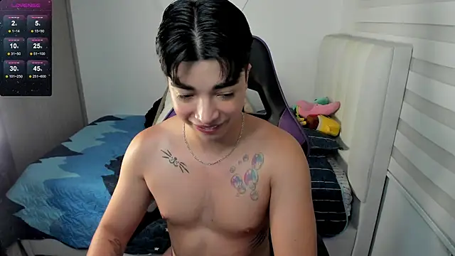 santy7v7 online show from October 24, 2025, 1:29 pm