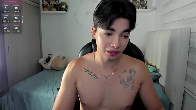 santy7v7 online show from January 12, 2026, 1:38 pm