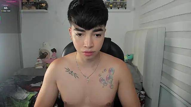 santy7v7 online show from February 26, 2026, 1:32 pm