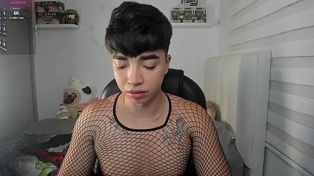 santy7v7 online show from March 1, 2026, 1:35 pm