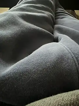 DAJ4002 online show from March 12, 2026, 1:17 pm