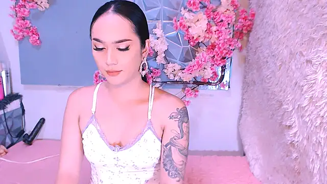 Snapshot of Oriental_Tiara chatting on January 18, 2026, 3:10 am Oriental Tiara online show from January 18, 2026, 3:10 am