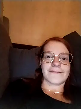 Snapshot of jannis1992 chatting on February 2, 2025, 3:32 am jannis1992 online show from February 2, 2025, 3:32 am