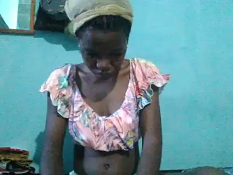 sweetchic  online show from March 5, 2025, 4:34 am