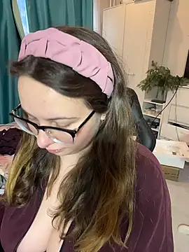 DienkaGreen online show from January 9, 2026, 11:24 am