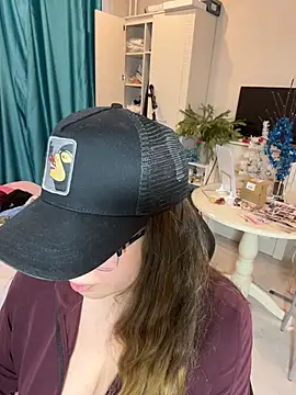 DienkaGreen online show from January 16, 2026, 7:56 am