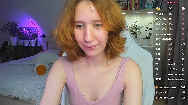 Ooooooli online show from December 8, 2024, 4:07 pm