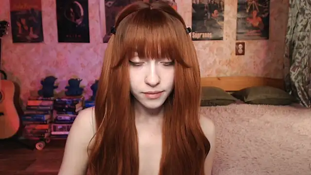 Friendly Ellie online show from September 9, 2025, 1:21 pm