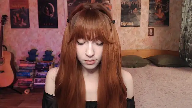 Friendly Ellie online show from September 30, 2025, 11:10 pm