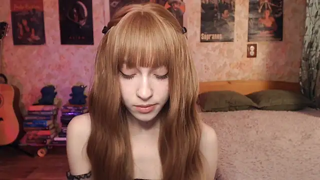 Friendly Ellie online show from December 14, 2025, 12:27 am